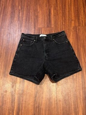 Abercrombie & Fitch High Rise Dad Shorts